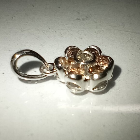 14Kt White Gold 0.39ctw Champagne & White Diamond Flower Pendant - Picture 3 of 4